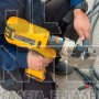 INGCO CTLI2002 ΥΔΡΑΥΛΙΚΗ ΠΡΕΣΑ ΚΑΛΩΔΙΩΝ 20V Li-lon ΜΕ ΜΠΑΤΑΡΙΕΣ 2 x 4.0Ah & ΦΟΡΤΙΣΤΗ (#CTLI2002)